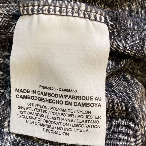 BUNDLE: two Nike Dri-Fit strappy performance tanks Sz S - Picture 12 of 14